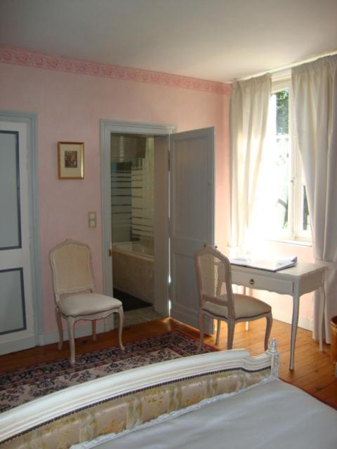 Au Charme Des Pommiers Acomodação com café da manhã Thiberville Exterior foto