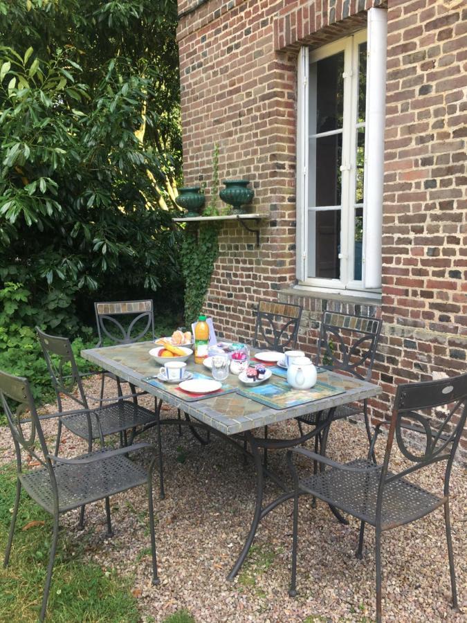 Au Charme Des Pommiers Acomodação com café da manhã Thiberville Exterior foto